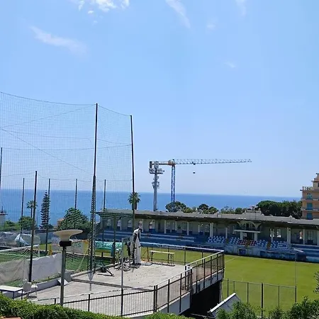 Sunhome Sea View And Direct Access Vakantiehuis San Remo