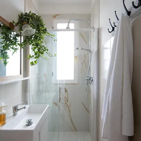 Vakantiehuis Sunhome Sea View And Direct Access *