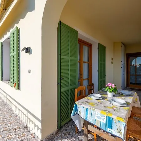 Vakantiehuis Sunhome Sea View And Direct Access *