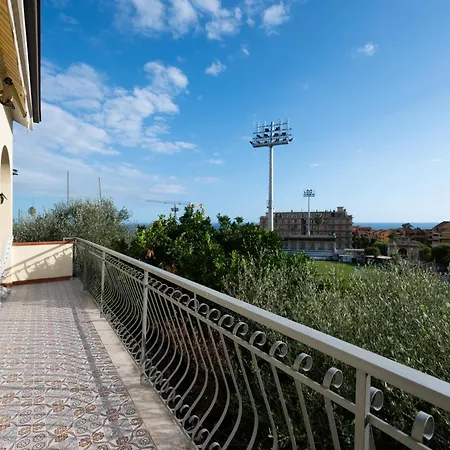 Vakantiehuis Sunhome Sea View And Direct Access *