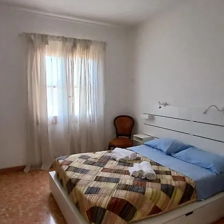 Sunhome Sea View And Direct Access Nyaraló